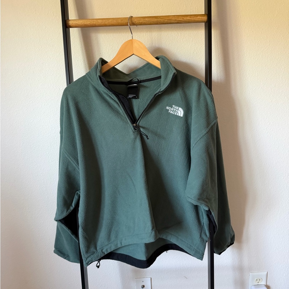 The North Face Women’s Green Quarter-Zip Fleece Pullover